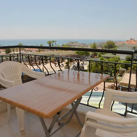 Apartmanhotel Kaya 3*